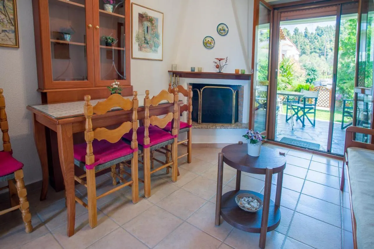 Casa Costa For 7 Guests Near Fourka Beach Skála Foúrkas 그리스