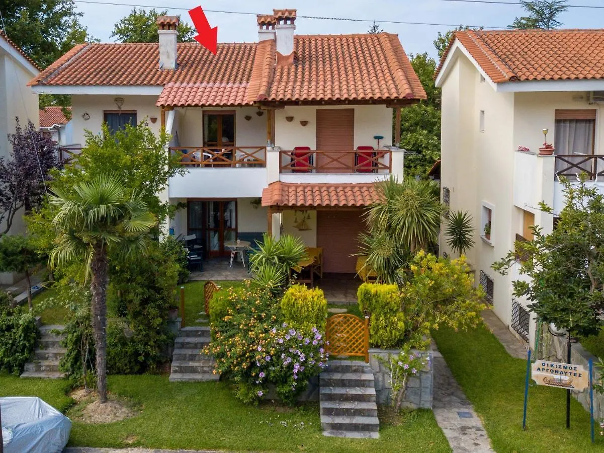 Casa Costa For 7 Guests Near Fourka Beach Skála Foúrkas